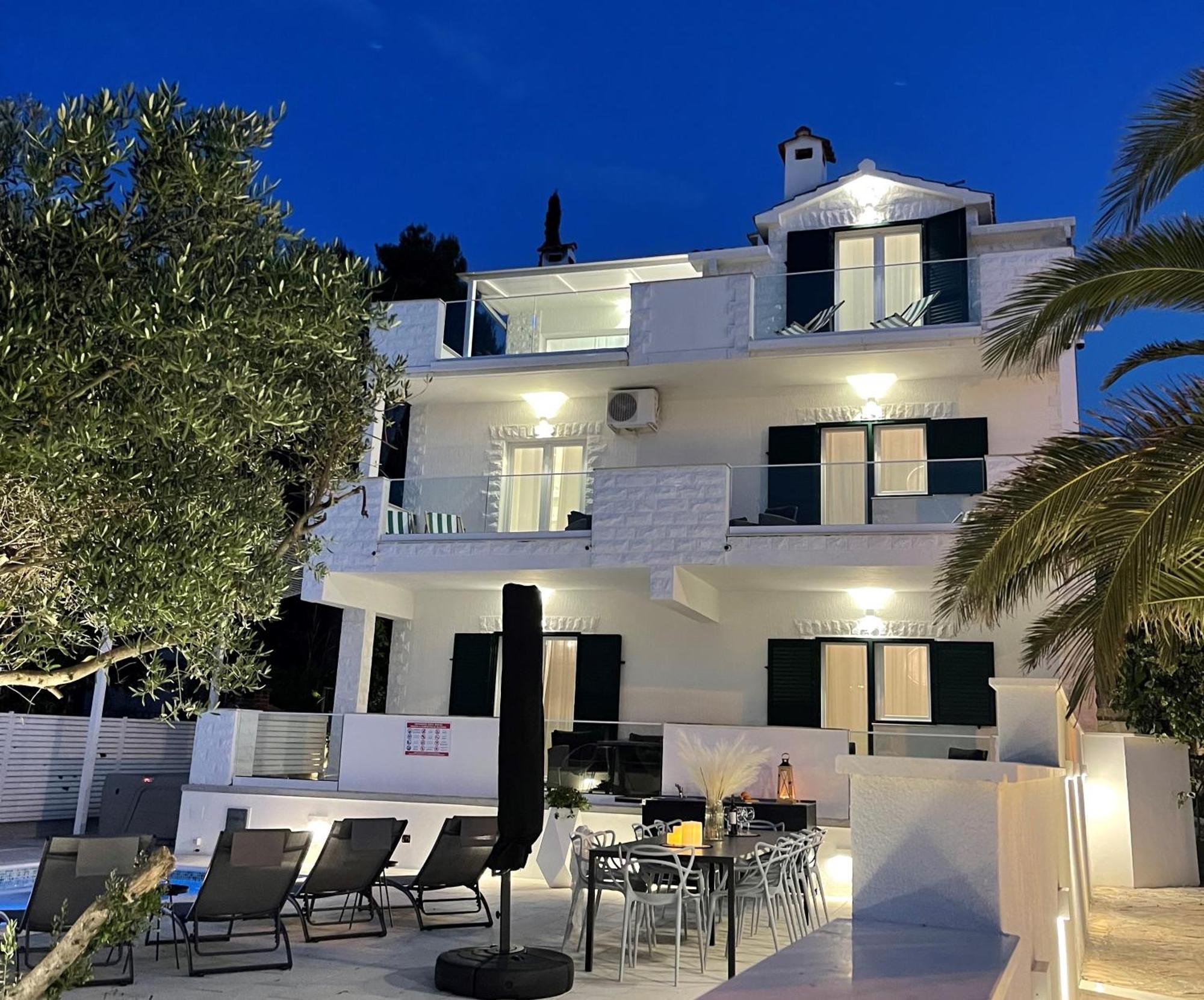 Apartments Marina Trogir Exterior foto